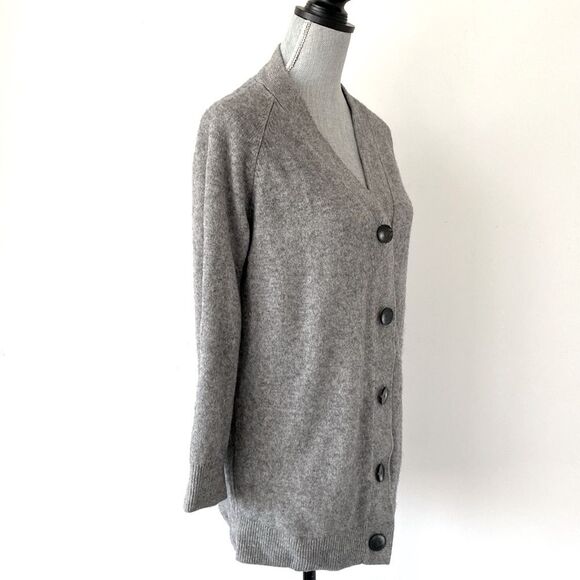 Sezane Elegant Gray Yak Wool Cardigan sz M Quiet Luxury Minimalist Casual Chic - Picture 3 of 13